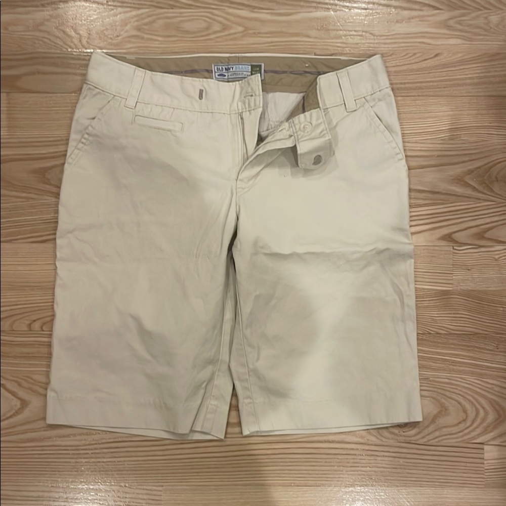 Women’s Beige Shorts